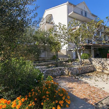 טקון Apartments Irena מראה חיצוני תמונה