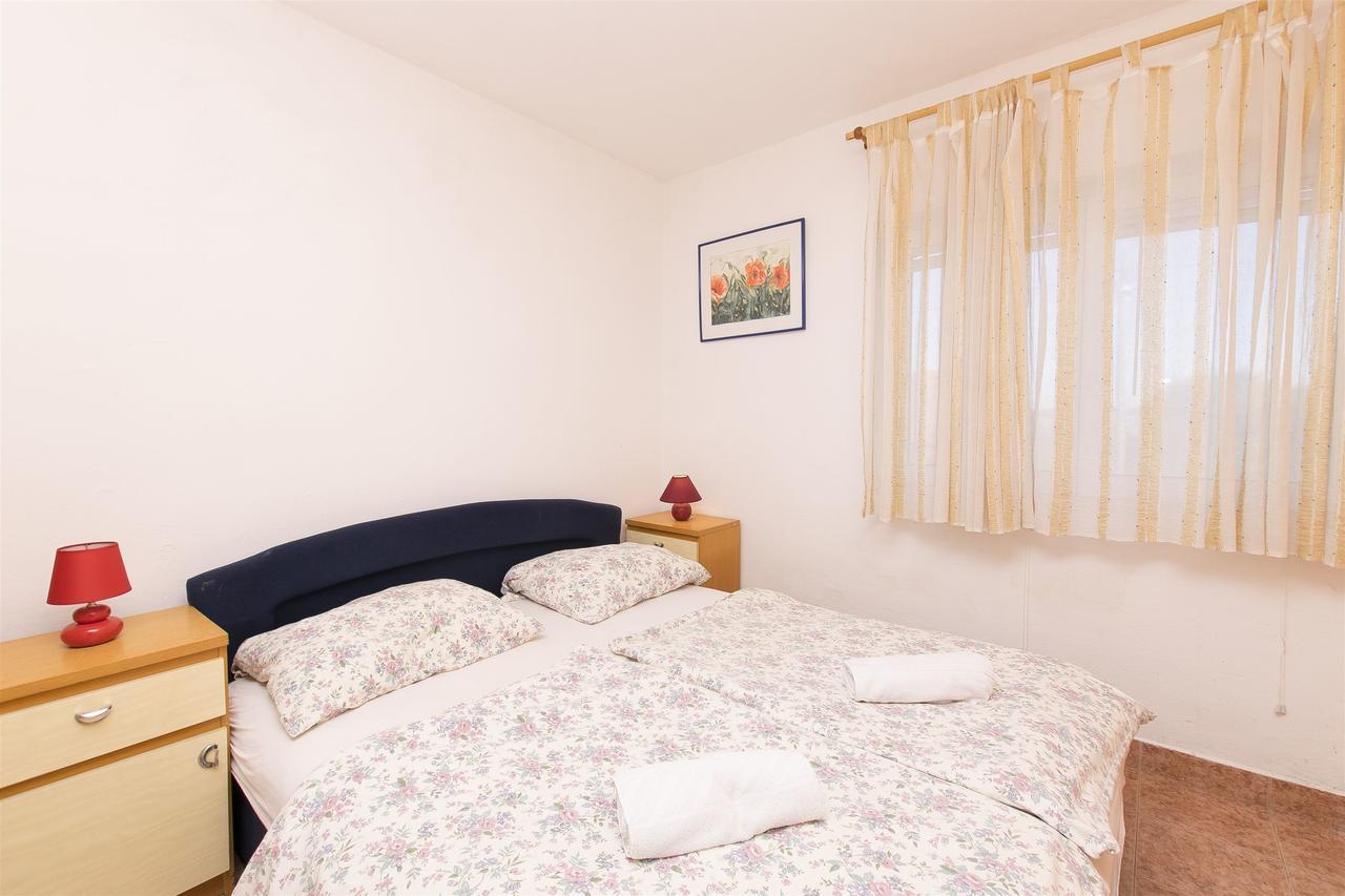 טקון Apartments Irena מראה חיצוני תמונה
