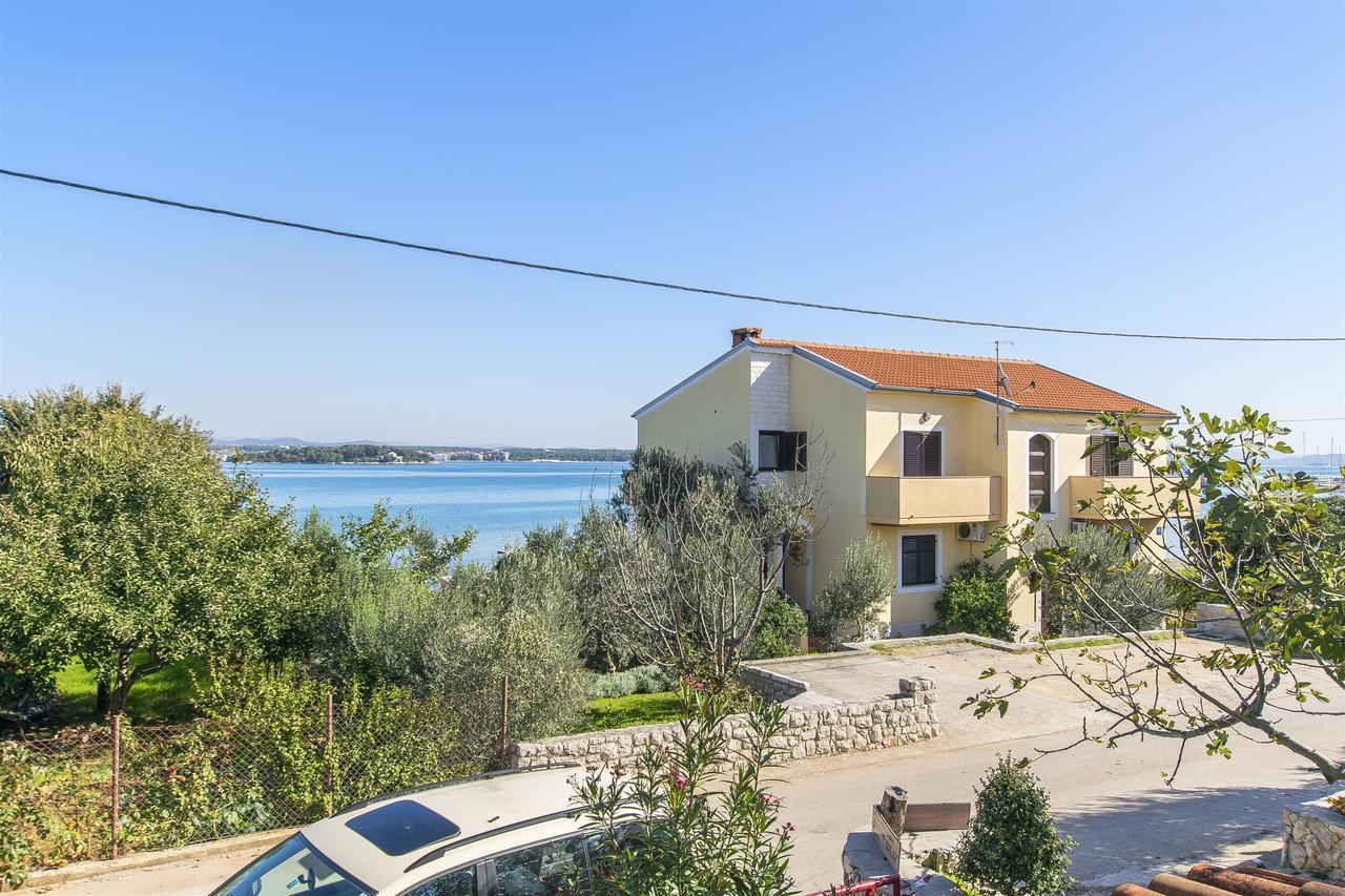 טקון Apartments Irena מראה חיצוני תמונה