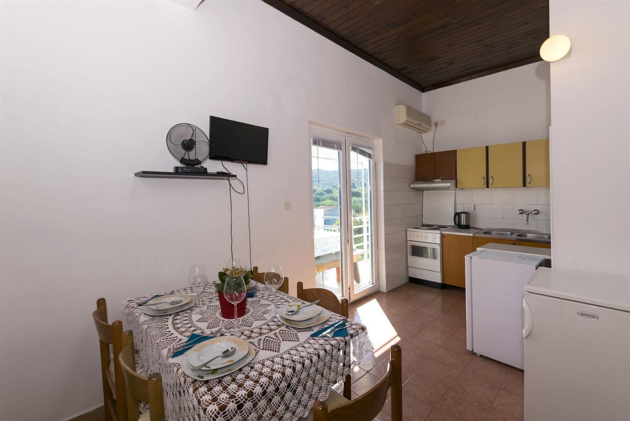 טקון Apartments Irena מראה חיצוני תמונה